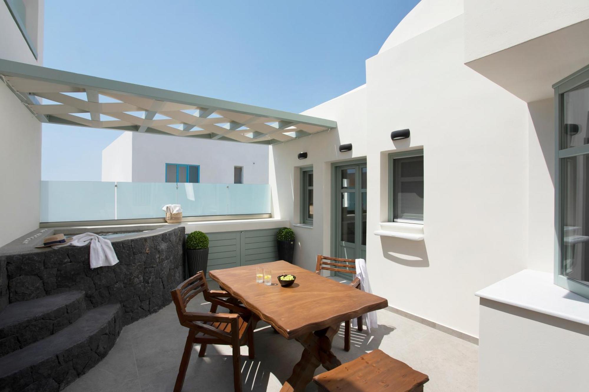 New Villa Katerina - 6 Villas & 6 Private Jacuzzi Emporio  Exteriér fotografie